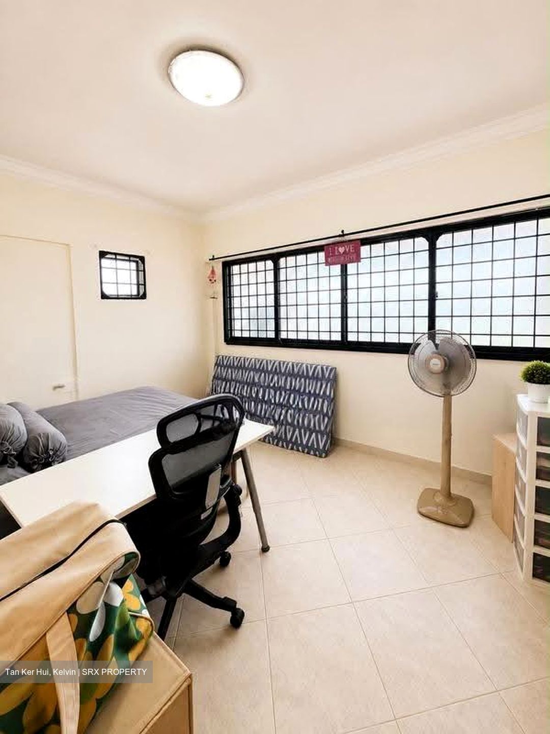 Blk 408 Hong Kah Court (Jurong West), HDB Executive #614091831